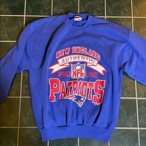 XL patriots pullover sweatshirt